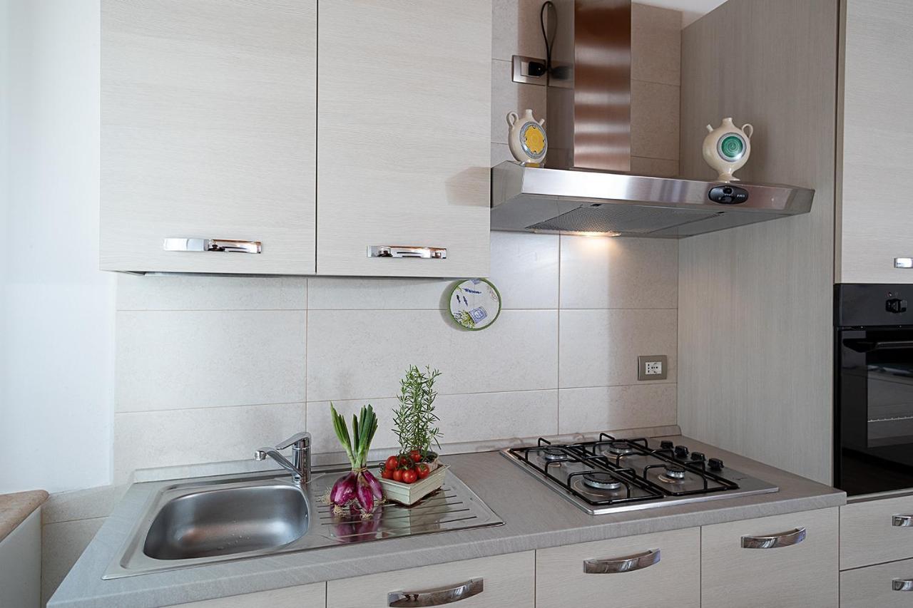 Casa Rossa - Regarda Travel Villa Бардолино Екстериор снимка