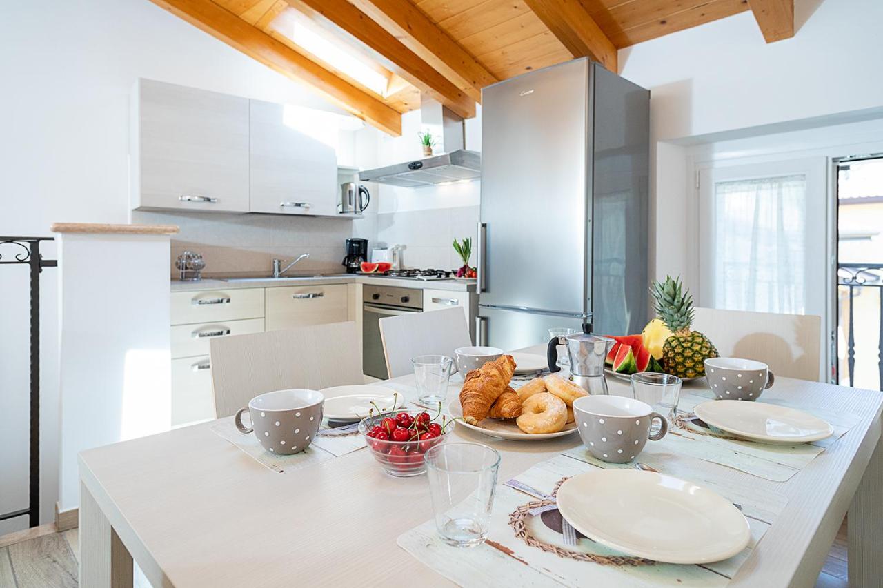 Casa Rossa - Regarda Travel Villa Бардолино Екстериор снимка