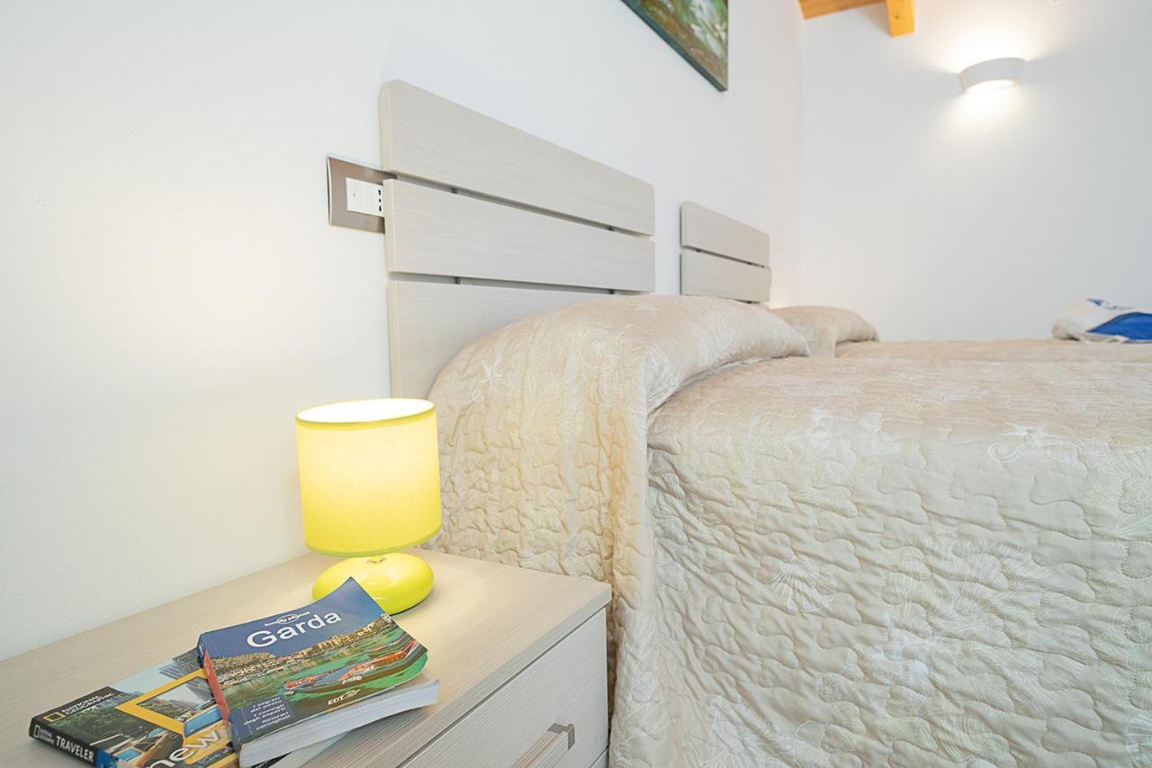 Casa Rossa - Regarda Travel Villa Бардолино Екстериор снимка