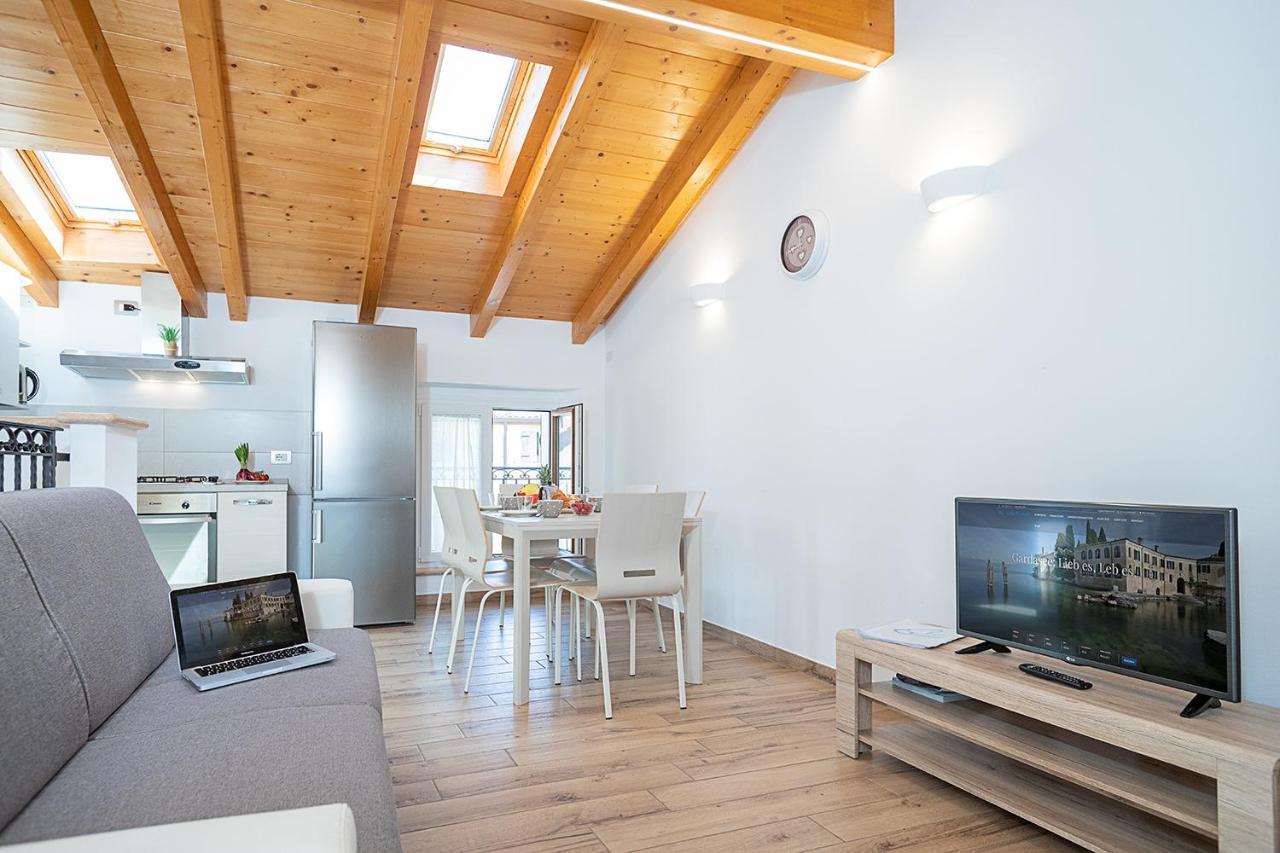 Casa Rossa - Regarda Travel Villa Бардолино Екстериор снимка